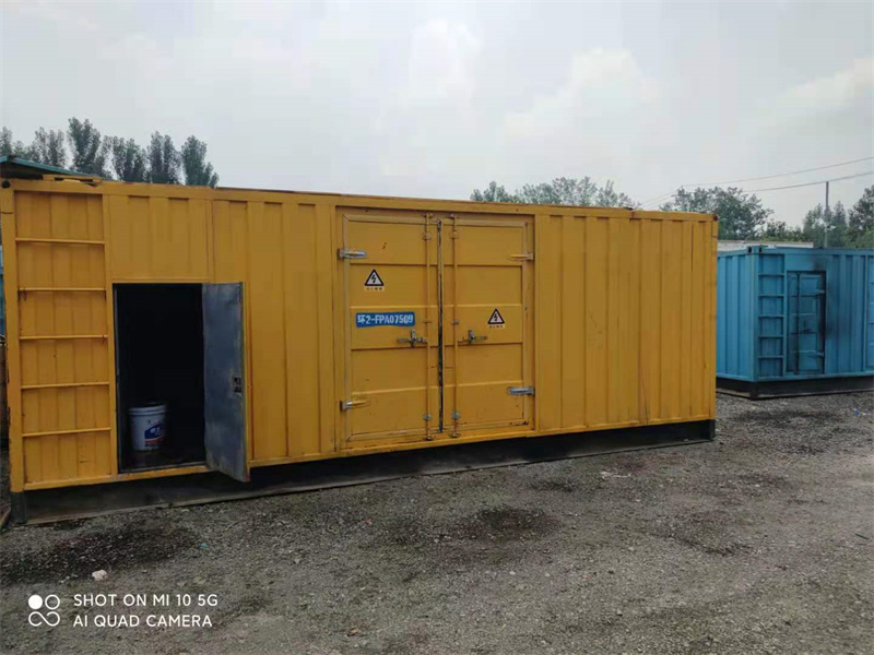 峰峰矿200KW柴油发电机组需要配备什么型号的电缆线？