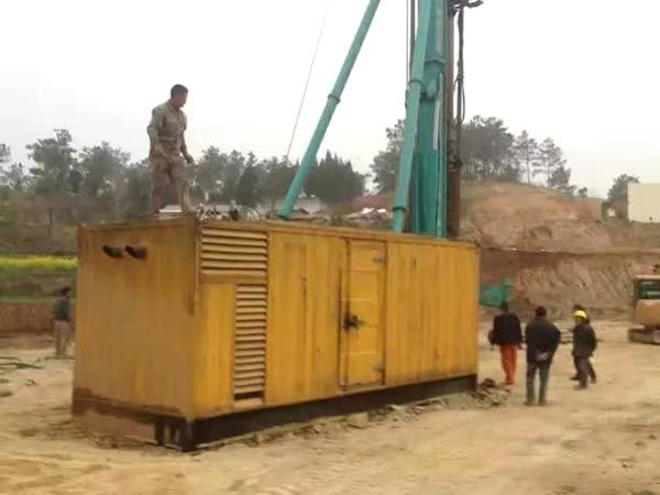 峰峰矿如何判断水冷式机油散热器密封件是否需要更换？
